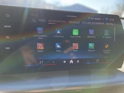 BMW X1 2.0iA xDrive23 M Sport TO MEMO ATT RMQ 1° MAIN (2024) - Foto 13