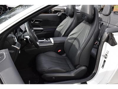 Mercedes CLE 200 AMG Line 9G-Tronic MEMO VENT DISTRONIC SIDE AIRSCARF 1° MAIN (2025) - Foto 8