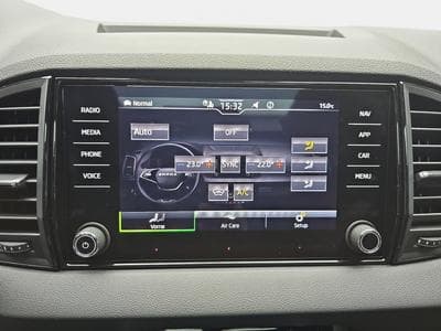 Skoda Karoq 1.5 TSi 150 DSG SPORTLINE (2025) - Photo 10