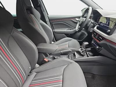 Skoda Kamiq 1.0 TSi 116 DSG Monte Carlo (2025) - Photo 15