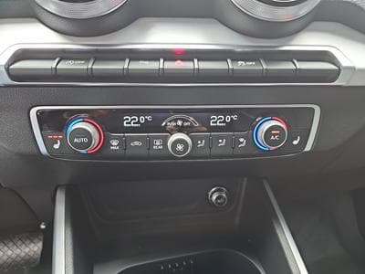 Audi Q2 35 TFSI S-Tronic 150  S-Line (2025) - Photo 10