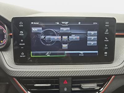 Skoda Kamiq 1.5 TSi 150 DSG Monte Carlo (2025) - Photo 10