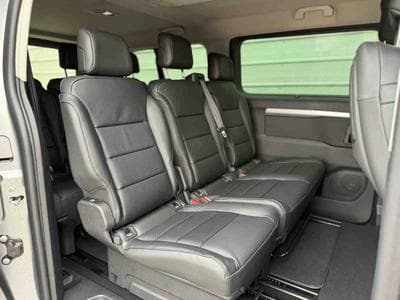 Peugeot Traveller 2.0 BlueHDI 180 AT8 Kombi L3 Premium (2025) - Photo 12