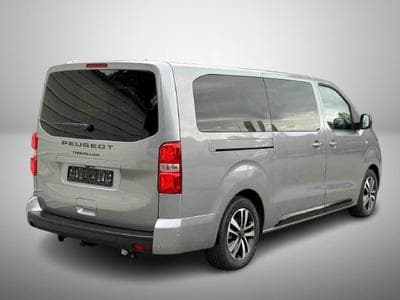 Peugeot Traveller 2.0 BlueHDI 180 AT8 Kombi L3 Premium (2025) - Photo 3