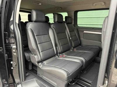 Peugeot Traveller 2.0 BlueHDI 180 AT8 Kombi L3 Premium (2025) - Photo 12