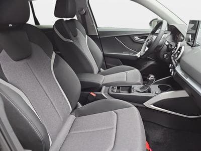 Audi Q2 35 TFSI S-Tronic 150  S-Line (2025) - Photo 14