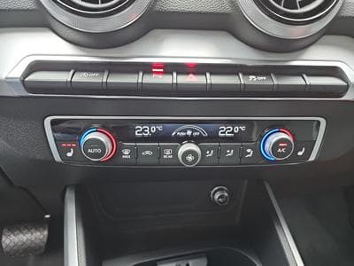 Audi Q2 35 TFSI S-Tronic 150  S-Line (2025) - Photo 10