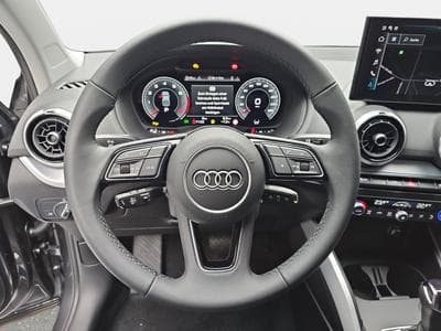 Audi Q2 35 TFSI S-Tronic 150  S-Line (2025) - Photo 12