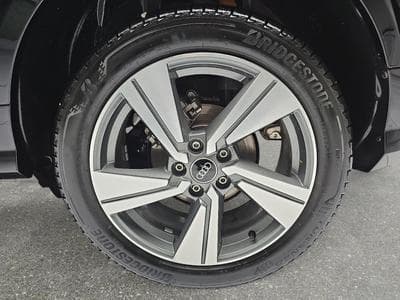 Audi Q2 35 TFSI S-Tronic 150  S-Line (2025) - Photo 6