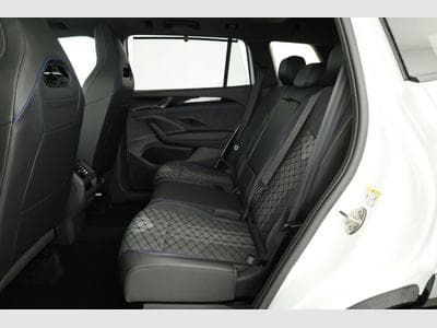 VW Tiguan 1.5 eTSI DSG (2025) - Foto 11