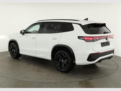 VW Tiguan 1.5 eTSI DSG (2025) - Foto 3