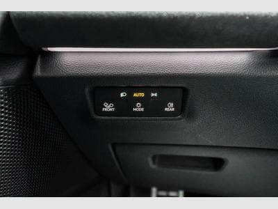 VW Tiguan 2,0 TDI DSG (2025) - Photo 11