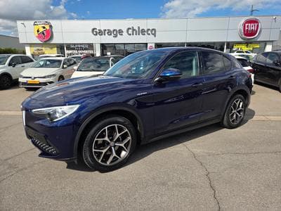 Alfa-Romeo Stelvio Super 2.0 TB 200 AT Q4 (2020) - Foto 1