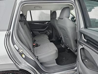 Skoda Kodiaq 1.5 TSI iV 150 kW Selection (2026) - Foto 12