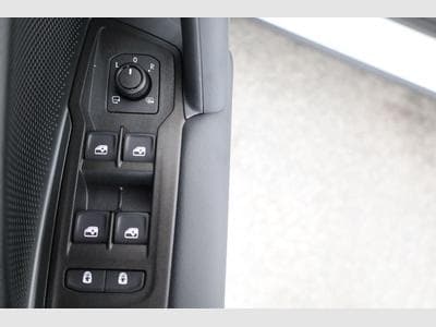 VW Tayron 1.5 TSI eHybrid 150 kW Life (2025) - Photo 9