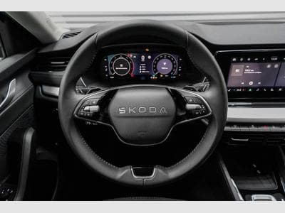 Skoda Octavia Kombi 1,5 eTSI (2025) - Photo 8