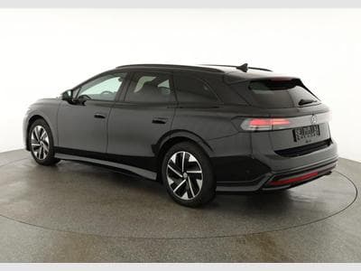 VW ID.7 Kombi Pro 210 kW (2025) - Photo 3