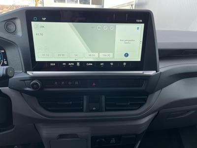 VW T7 BEV 100 kW RWD KR (2026) - Photo 6