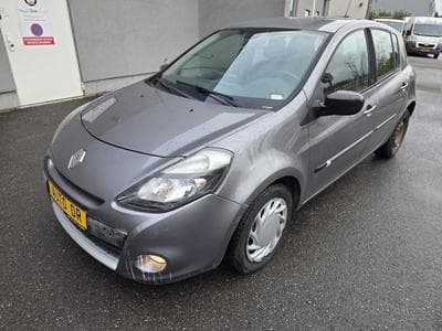 Renault Clio 1.5 Dci 88 CV (2011) - Photo 1