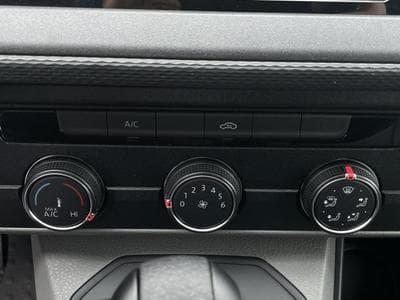 VW Transporter 6.1 Kast Kasten lang (2025) - Photo 15