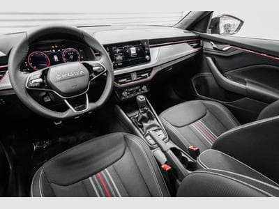 Skoda Kamiq 1,0 TSI Monte (2025) - Foto 7