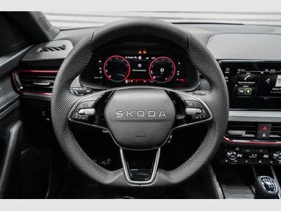 Skoda Kamiq 1,0 TSI Monte (2025) - Photo 9