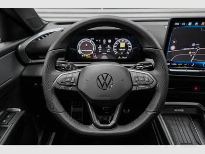 VW T-Roc Neuer 1,5 TSI (2026) - Foto 9