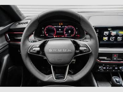 Skoda Kamiq 1,0 TSI Monte (2025) - Foto 9