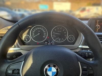 BMW 320 320i (2013) - Photo 10