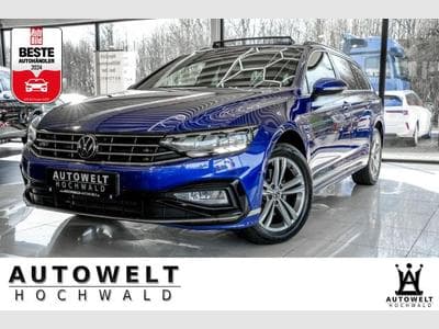 VW Passat Passat Variant 2.0 TDI DSG 2x R-Line AHK PANO (2023) - Foto 1