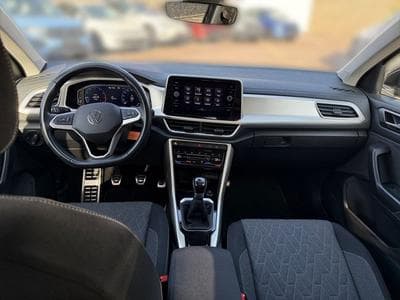 VW T-Roc T-Roc Move (2023) - Photo 10