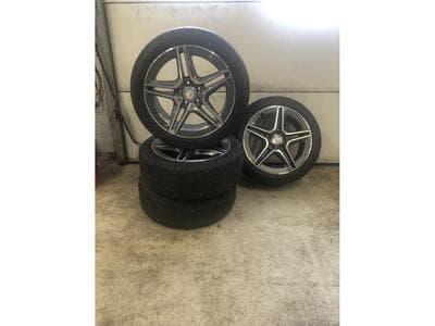 Jantes alu + Pneus é 18" 225/45 R18 91W (2026) - Photo 1