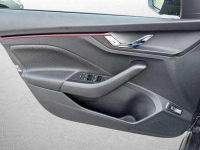 Skoda Kamiq Monte Carlo 1.5 DSG/AHK/Side-Ass/4-J Garan (2026) - Photo 11