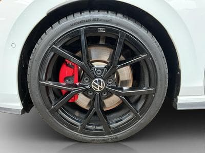 VW Golf GTI+DSG+LM19+Pano+MatrixLED (2024) - Foto 8