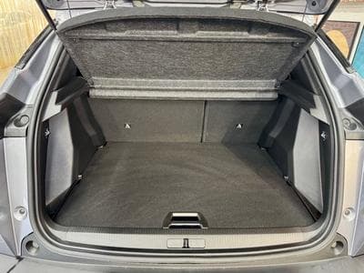 Peugeot 2008 2008 1.2 101cv ALLURE  Navi/camera/Jalu 17 (2024) - Photo 7