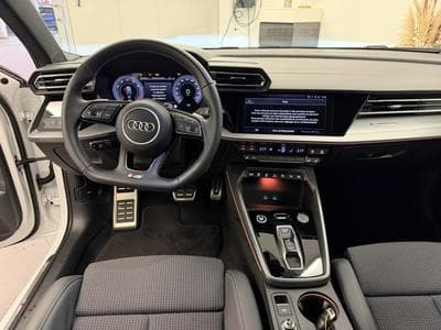 Audi A3 Sportback S line 35 TFSI 150 CV / 110 kW S tronic (2024) - Photo 8