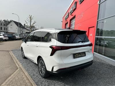 Forthing U-Tour FORTHING 4 U TOUR 7 PLACES (2026) - Photo 2