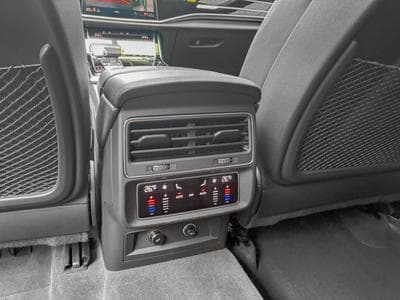 Audi RSQ8 4.0 TFSI/PANO/23//HUD/Matrix/Bang & Olufsen  *VOLL** (2023) - Photo 13