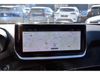 Peugeot 2008 1.2 PureTech Allure ACC GPS LANE SIDE REGUL CAM 360 1° MAIN (2025) - Foto 10