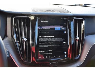 Volvo XC60 2.0 B4 Plus Dark Geartronic TO CUIR MEMO HARMAN PILOT 1°MAIN (2024) - Foto 15