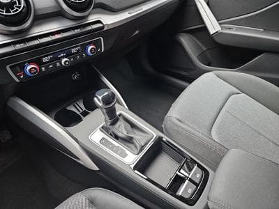 Audi Q2 35 TFSI S-Tronic 150  S-Line (2025) - Photo 11