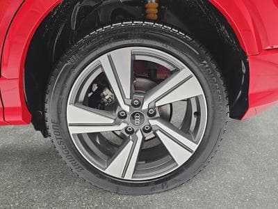 Audi Q2 35 TFSI S-Tronic 150  S-Line (2025) - Photo 6