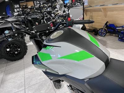 KL Motorcycle Duel 125 ABS (2026) - Photo 6