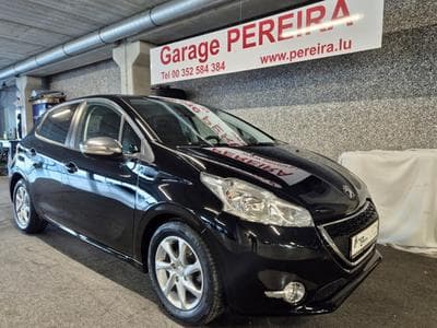 Peugeot 208 1.6 HDI 92 STYLE 1 HAND (2014) - Foto 1