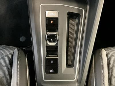 VW Golf R-Line+DSG+Pano+RearView (2020) - Photo 12