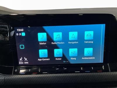 VW Golf R-Line+DSG+Pano+RearView (2020) - Photo 13