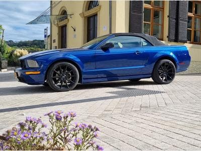 Ford Mustang GT 4,6L V8 AT (2008) - Photo 1