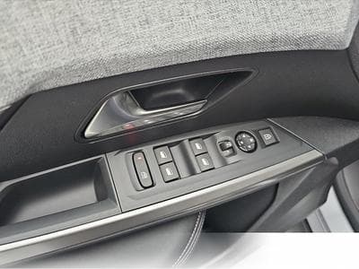 Peugeot 5008 (2026) - Foto 12