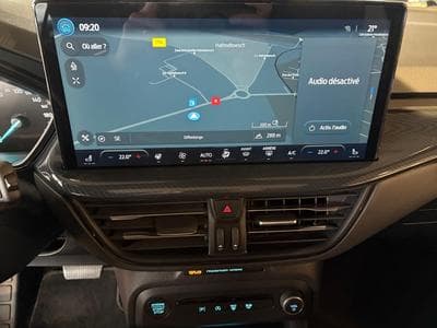 Ford Focus ST-Line (2023) - Photo 3