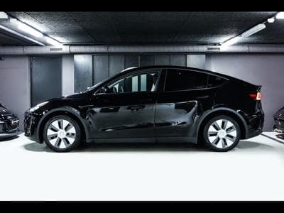 Tesla Model Y Y LONG RANGE DUAL MOTOR AWD (2023) - Photo 2